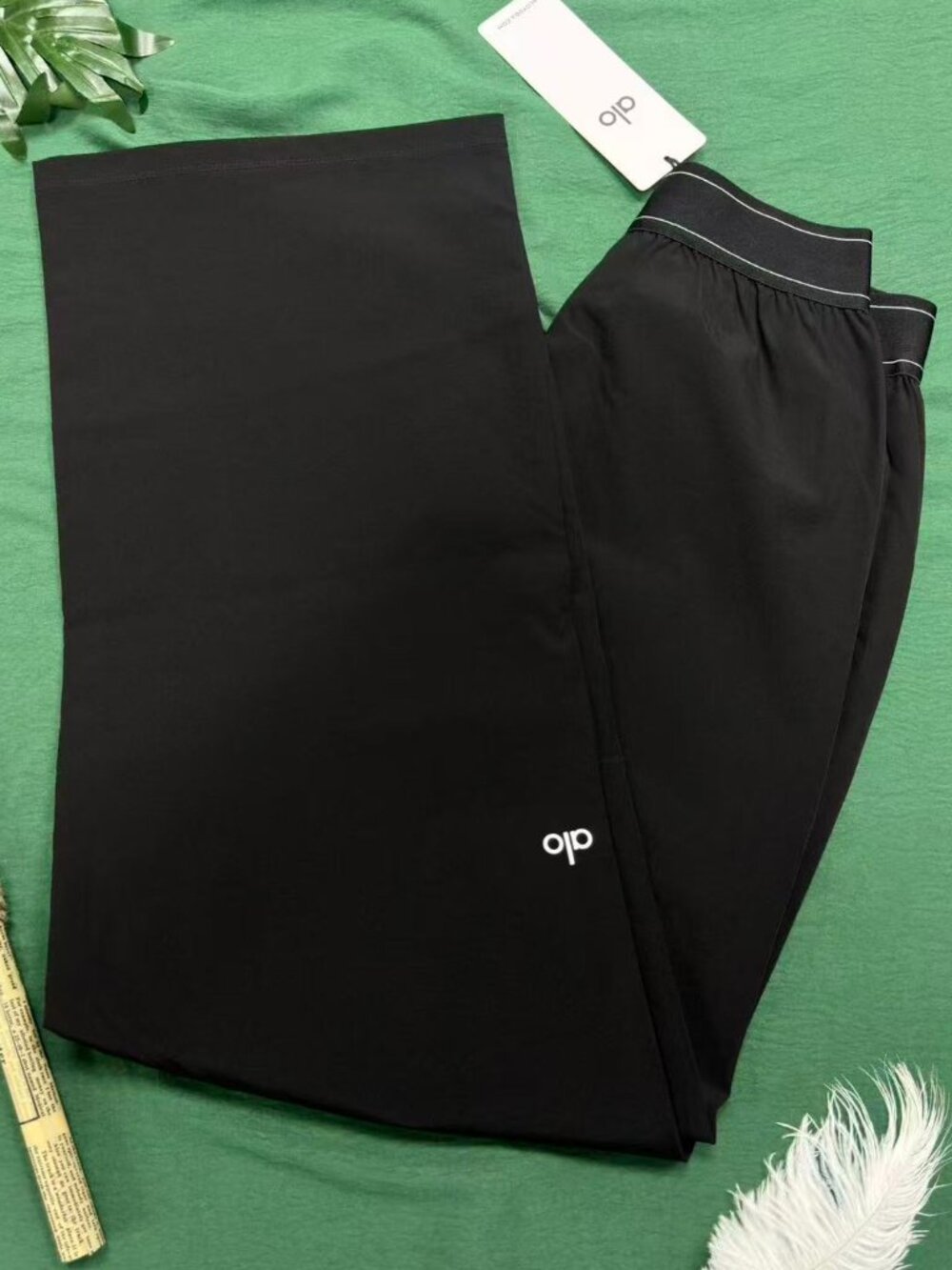 NWT🛒ALO Yoga Suit Up Trouser Black,Clean girl style - Picture 4 of 8
